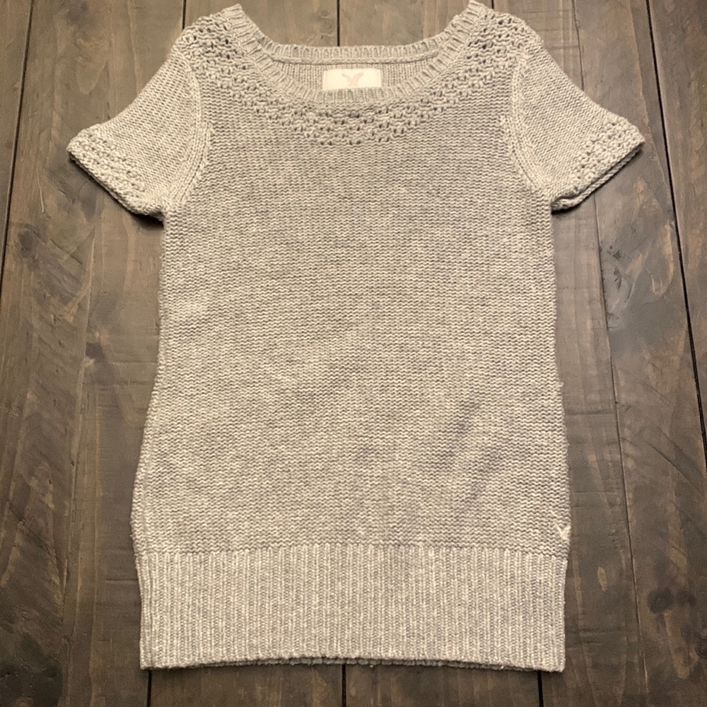 American Eagle knit short sleeve sweater